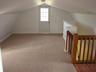 Cottage carpet and tile